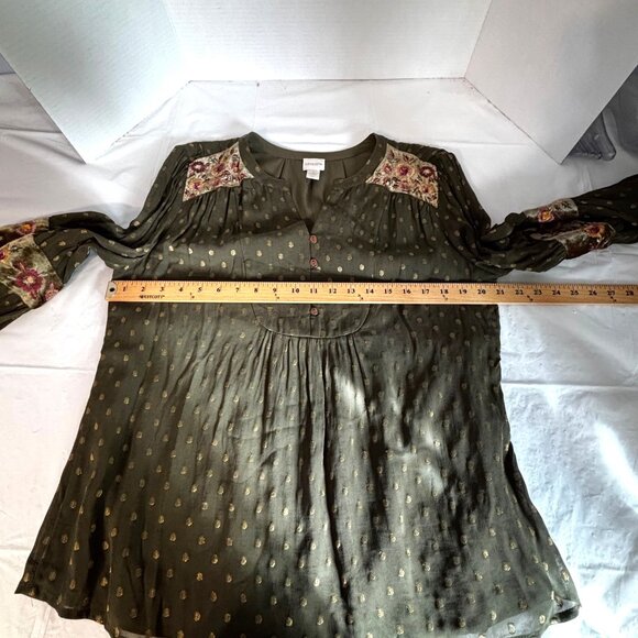 Chico's Green Gold Polka Dot Boho Blouse Embroidered Floral Details Size 1/Small - Picture 6 of 9